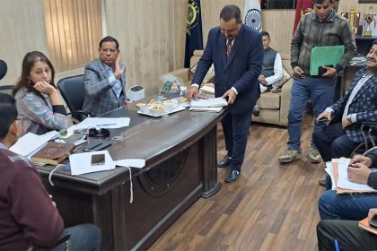 तिगांव में अमृत योजना ठेकेदार को 15 दिन का अल्टीमेटम: राजेश नागर