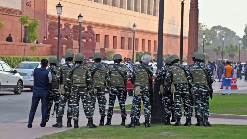 संसद की सिक्योरिटी का जिम्मा अब CISF को, सुरक्षा चूक मामले के 4 आरोपियों की रिमांड 15 दिन बढ़ाई