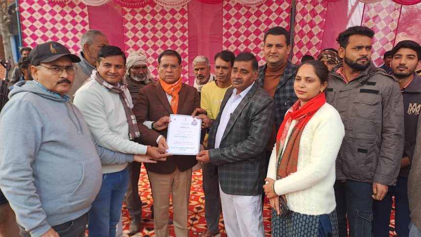 प्रदेश सरकार द्वारा पात्र व्यक्तियों को घर बैठे दी जा रही हैं बीपीएल, पेंशन जैसी योजनाओं का लाभ: विधायक राजेश नागर