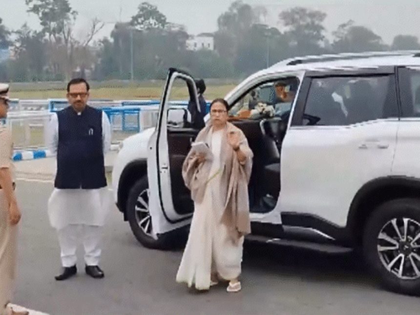 पश्चिम बंगाल में लोकसभा चुनाव अकेले लड़ेगी TMC , ममता बोलीं- कांग्रेस ने सीट शेयरिंग का प्रस्ताव ठुकराया