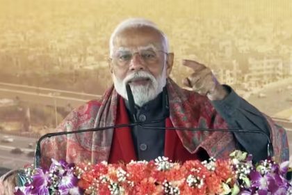 मोदी बोले- पहले की सरकारों ने शासकों जैसा बर्ताव किया, समाज को बांटकर सत्ता पाई