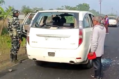 बंगाल में ED की टीम पर 200 लोगों का हमला, TMC नेता के घर रेड डालने पहुंचे थे