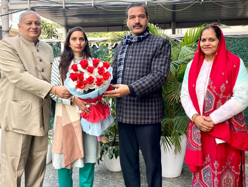 मानव अधिकार मिशन का मनोनीत सदस्य बनने पर अन्नू वशिष्ठ एडवोकेट का स्वागत