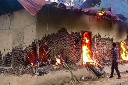 मणिपुर में तीन लोगों की हत्या: तीनों मैतेई, लकड़ी बीनने गए थे, कुकी समुदाय ने घात लगाकर हमला किया