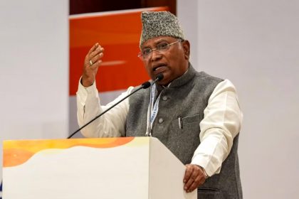 मल्लिकार्जुन खड़गे को I.N.D.I.A का चेयरपर्सन बनाया गया, अभी आधिकारिक घोषणा बाकी
