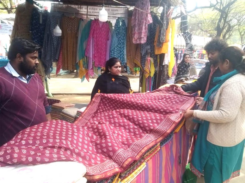 दस हजार रुपए से शुरू किए गए व्यापार के जरिए बढाई आमदनी