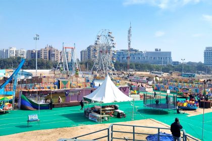 सूरजकुंड मेला ग्राऊंड के गेट नंबर एक के पास बच्चों के साथ कर सकते हैं चांद-तारा की सवारी