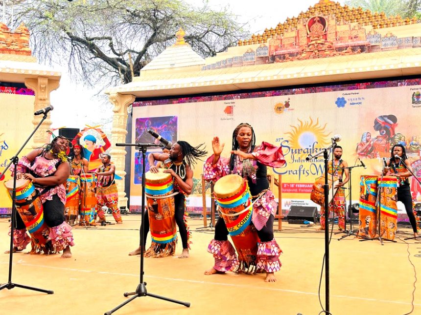 Surajkund International Craft Fair is giving the message of unity in diversity