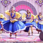 मेले की चौपाल कलाकारों के हुनर को प्रदर्शित करने का एक अच्छा मंच