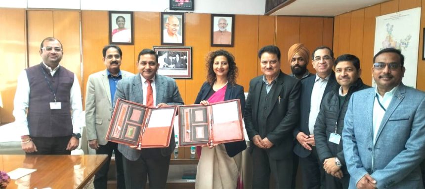 राष्ट्रीय भवन निर्माण सामग्री परिषद और श्री विश्वकर्मा कौशल विश्वविद्यालय के बीच हुआ समझौता