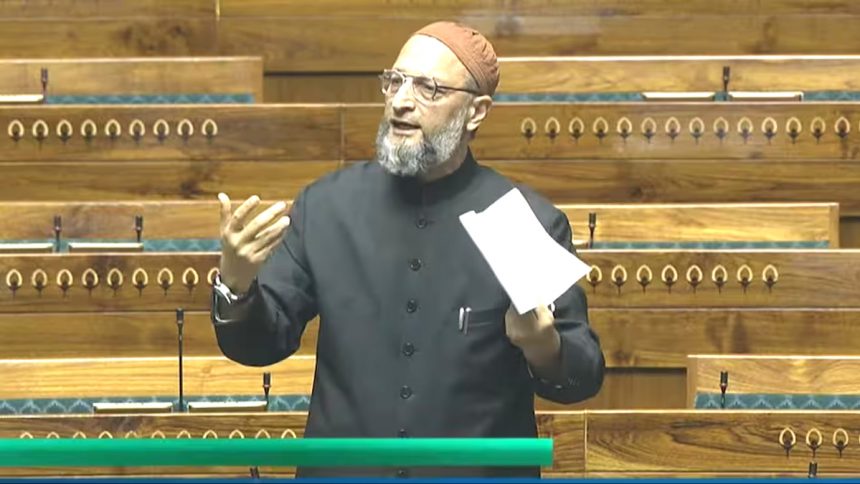 ओवैसी बोले- क्या मोदी सिर्फ एक मजहब की सरकार, बाबरी मस्जिद जिंदाबाद के नारे लगाए