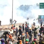 किसान आंदोलन में 2 की मौत, एक किसान, एक एसआई, पुलिस पर तलवार से हमला, 12 घायल