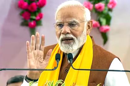 काशी में PM मोदी का राहुल पर निशाना: बोले- उनके खुद के होश ठिकाने नहीं, यूपी के बच्चों को नशेड़ी बता रहे