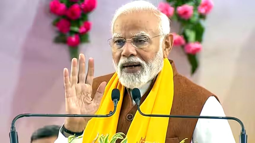 काशी में PM मोदी का राहुल पर निशाना: बोले- उनके खुद के होश ठिकाने नहीं, यूपी के बच्चों को नशेड़ी बता रहे