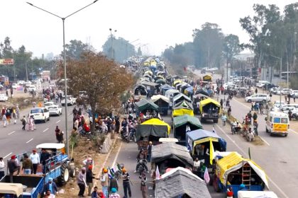 किसान आंदोलन को लेकर हरियाणा में इंटरनेट की रोक हटी, सिंघु-टिकरी बॉर्डर अस्थाई तौर पर खोले