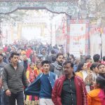 37वां सूरजकुंड अंतरराष्ट्रीय हस्त-शिल्प मेला :बूंदाबांदी भी कम नहीं कर पाई आगंतुकों का जोश, अब तक लाखों लोग पहुंचे