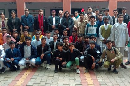 राज्य स्तरीय युवा संसद प्रतियोगिता के लिए औंरगाबाद राजकीय वरिष्ठ माध्यमिक विद्यालय बाल का हुआ चयन