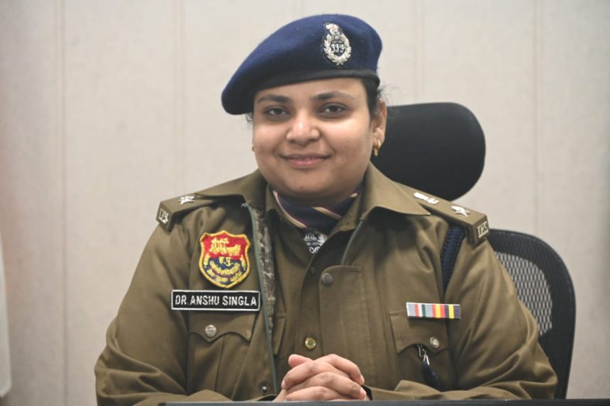 एसपी डॉ अंशु सिंगला की अगुवाई में पलवल पुलिस ने अपराध एंव अपराधियों पर कसी नकेल