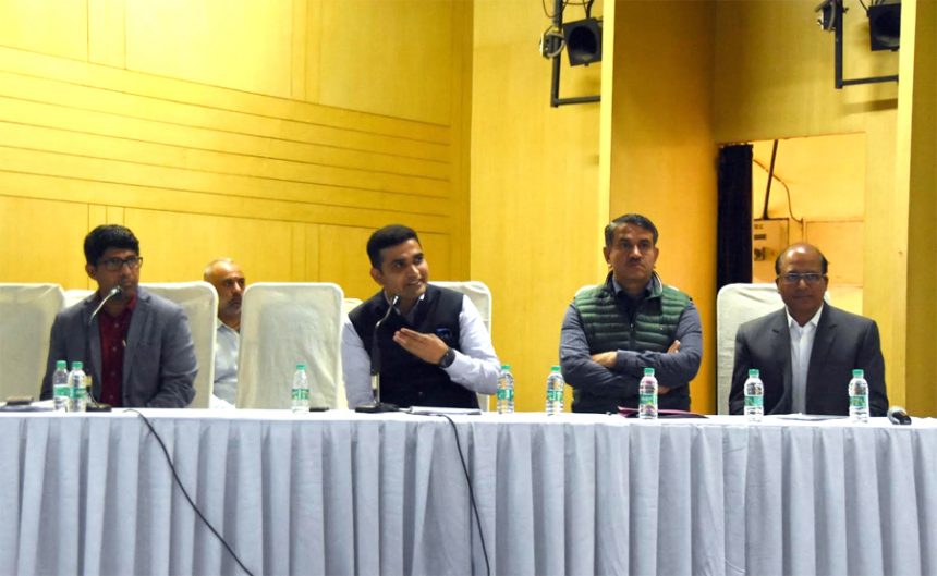 18वीं लोकसभा चुनाव के दौरान समाचारों पर रखी जाए विशेष निगरानी : डीसी विक्रम सिंह