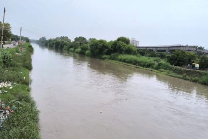 Search for missing girl in canal in Faridabad, father had refused to play Holi, she disappeared from home without eating food