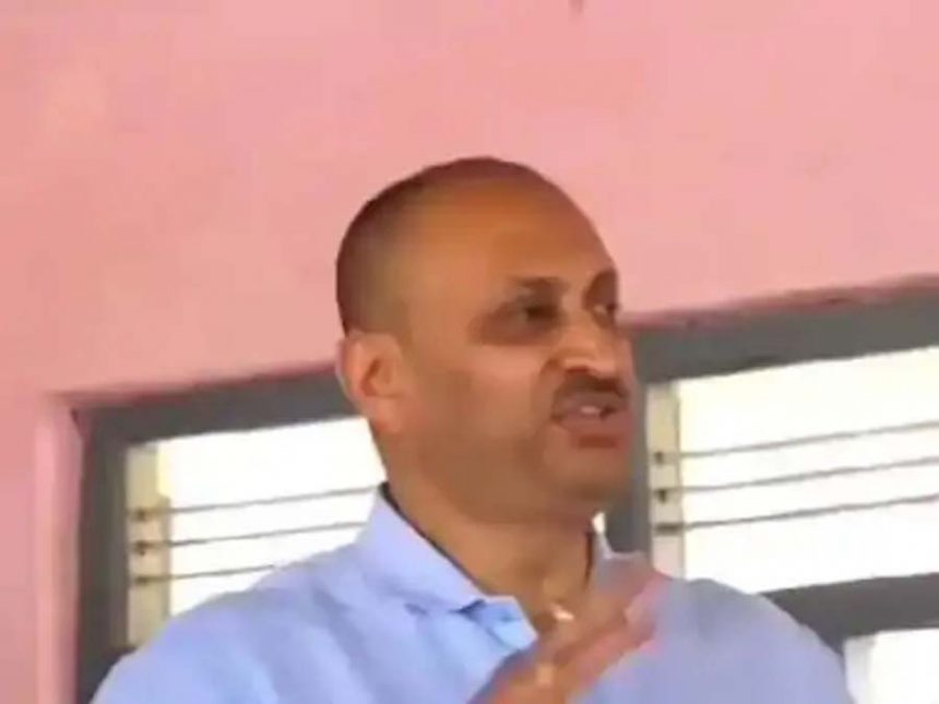 BJP MP said- 400 seats are needed to change the Constitution: Party distanced itself from the statement;