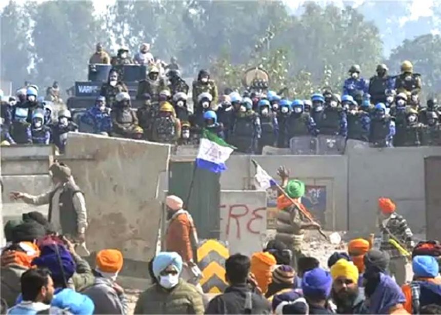 High Court reprimands farmer leaders, says - Demonstration with weapons under the guise of children is very shameful