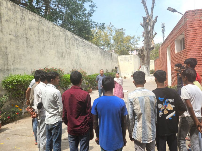 CJM Sukirti Goyal inspected the juvenile home:-