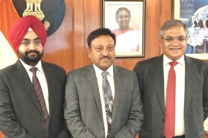 चुनाव आयुक्तों की नियुक्ति में जज जरूरी नहीं, जरूरी नहीं आयोग तभी स्वतंत्र हो जब पैनल में जज हो : सरकार