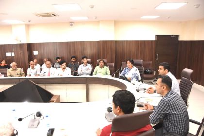 All private school operators should follow the SOP of the Supreme Court: District Magistrate Vikram Singh