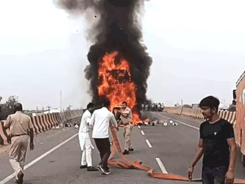 Car rammed into moving truck from behind, 6 people including 2 children burnt alive