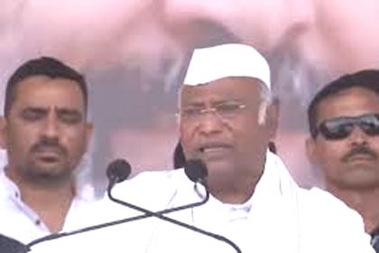 Rahul Gandhi got food poisoning: Kharge