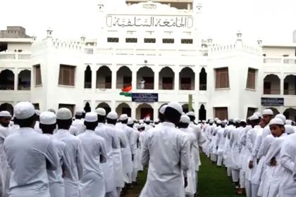 Stay on decision to cancel UP Madarsa Act: Supreme Court said - 17 lakh students will be affected, transfer to another school is not right