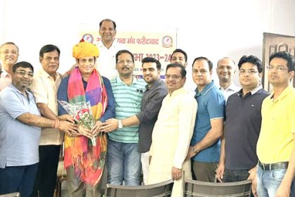 Young social worker Vimal Khandelwal became the president of Faridabad for the second time in Marwari Youth.