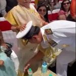 Dinesh Tripathi becomes the new Chief of Navy: Touches mother's feet before taking oath