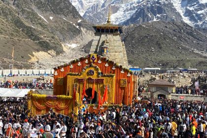 उत्तराखंड के चारों धाम में रील्स-वीडियो बैन, 31 मई तक VIP दर्शन नहीं होंगे