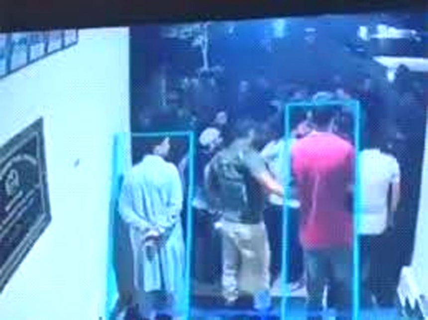 Fighting between police and army in Jammu and Kashmir