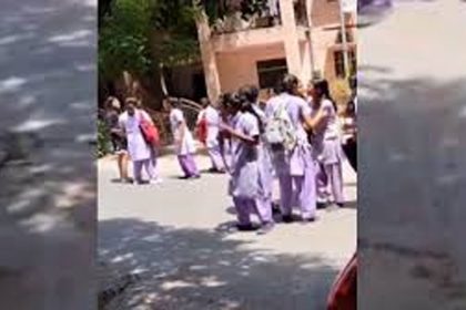 Student attacked with blade in Delhi school