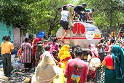 Delhi government reaches Supreme Court regarding water crisis