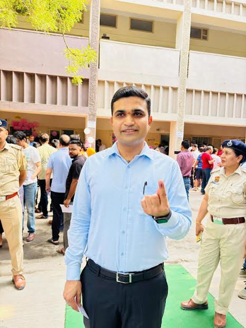 Voters were motivated to exercise their franchise in the booth set up in Vidya Mandir School.