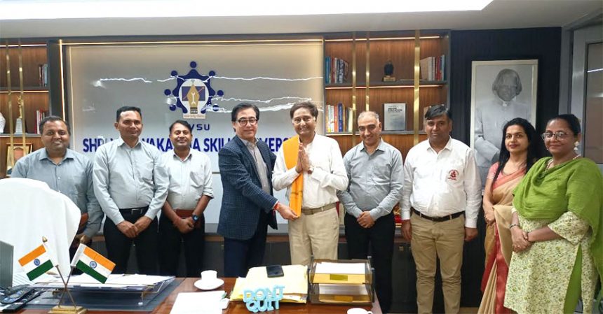 La Sri Vishwakarma Skill University et le Sri Satya Sai Trust dirigeront conjointement le projet.