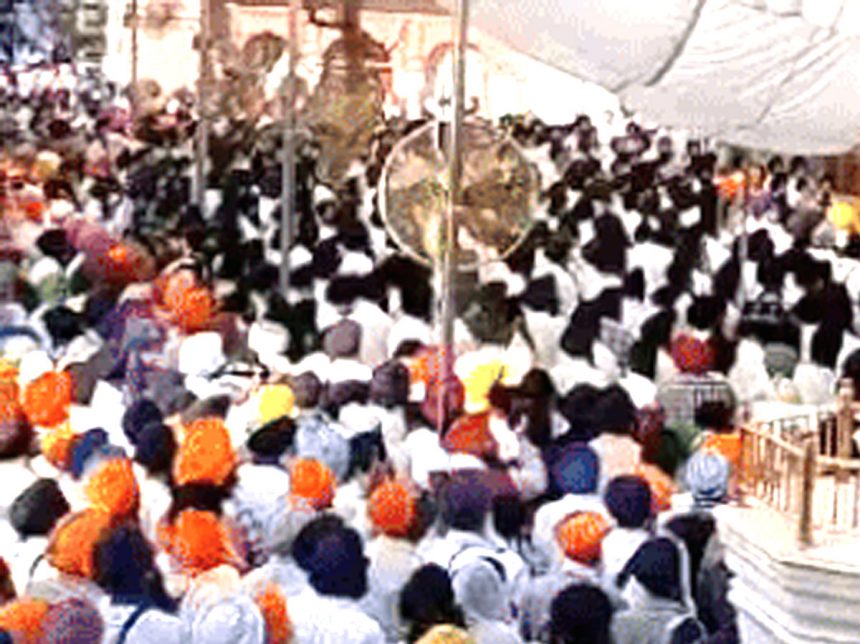 Khalistani slogans raised in Golden Temple of Amritsar