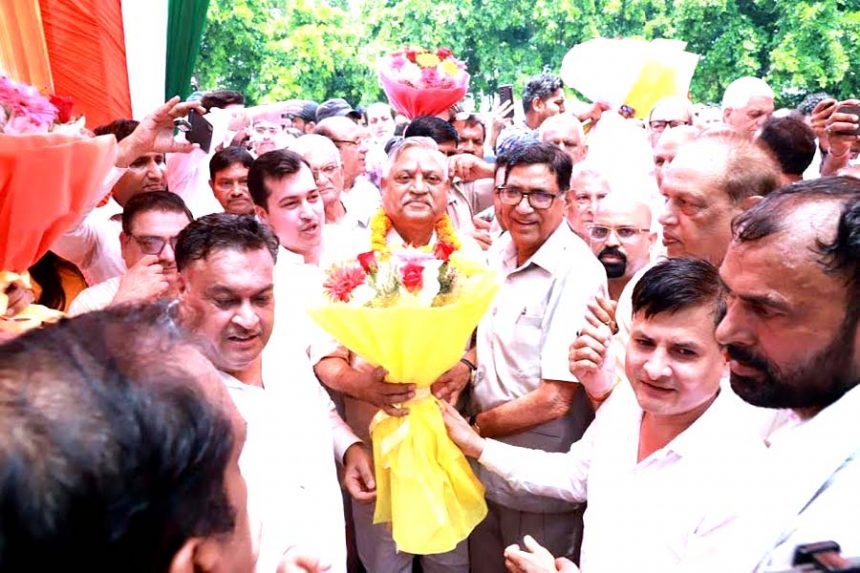 Amit Shah wants to suppress the voice of opposition by using ED and CBI as weapons: Ch. rise up