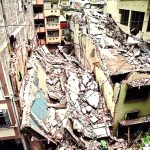5 storey building collapses in Surat: 8-10 people from 6 families living in the building injured