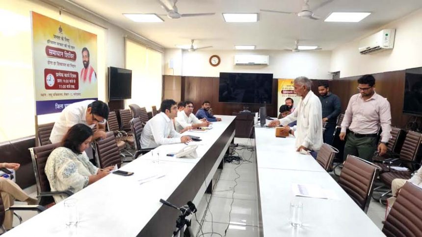 In the resolution camp organized on Thursday, 03 out of 25 complaints were resolved on the spot.