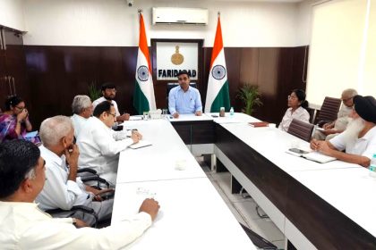 Strict action will be taken against spreading propaganda against the rules of the Election Commission: District Election Officer Vikram Singh