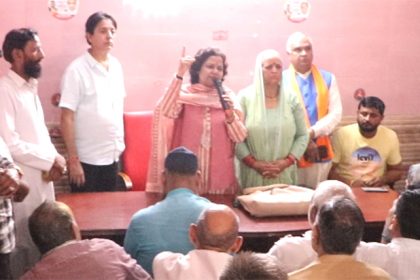 Independent candidate Kumari Sharda Rathore got huge support in Ballabhgarh Assembly elections.