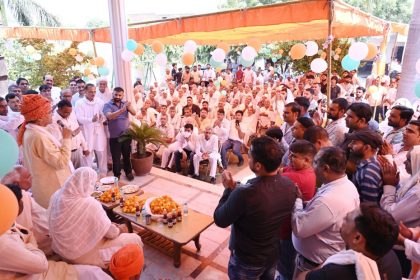 Vote in favor of Congress for development, brotherhood and prosperity in Prithla: Raghubir Tewatia.
