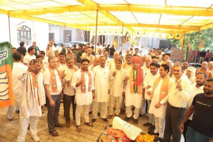 NIT BJP candidate Satish Fagna is getting full support from the public.