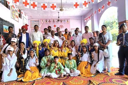 The third day of the 5-day Junior Red Cross Camp started with Red Cross prayer and Red Cross flag song