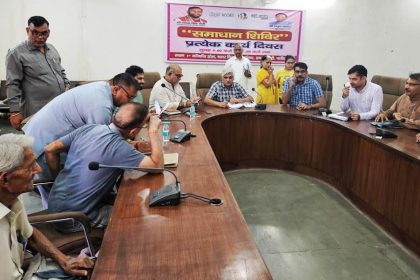 38 complaints were received in the resolution camp organized in all the zones of the Municipal Corporation and rural areas in the district on Thursday, 11 were resolved: Deputy Commissioner Vikram Singh.